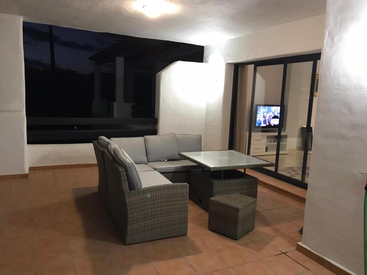 Lotus Marco Apartment Casares Exterior foto