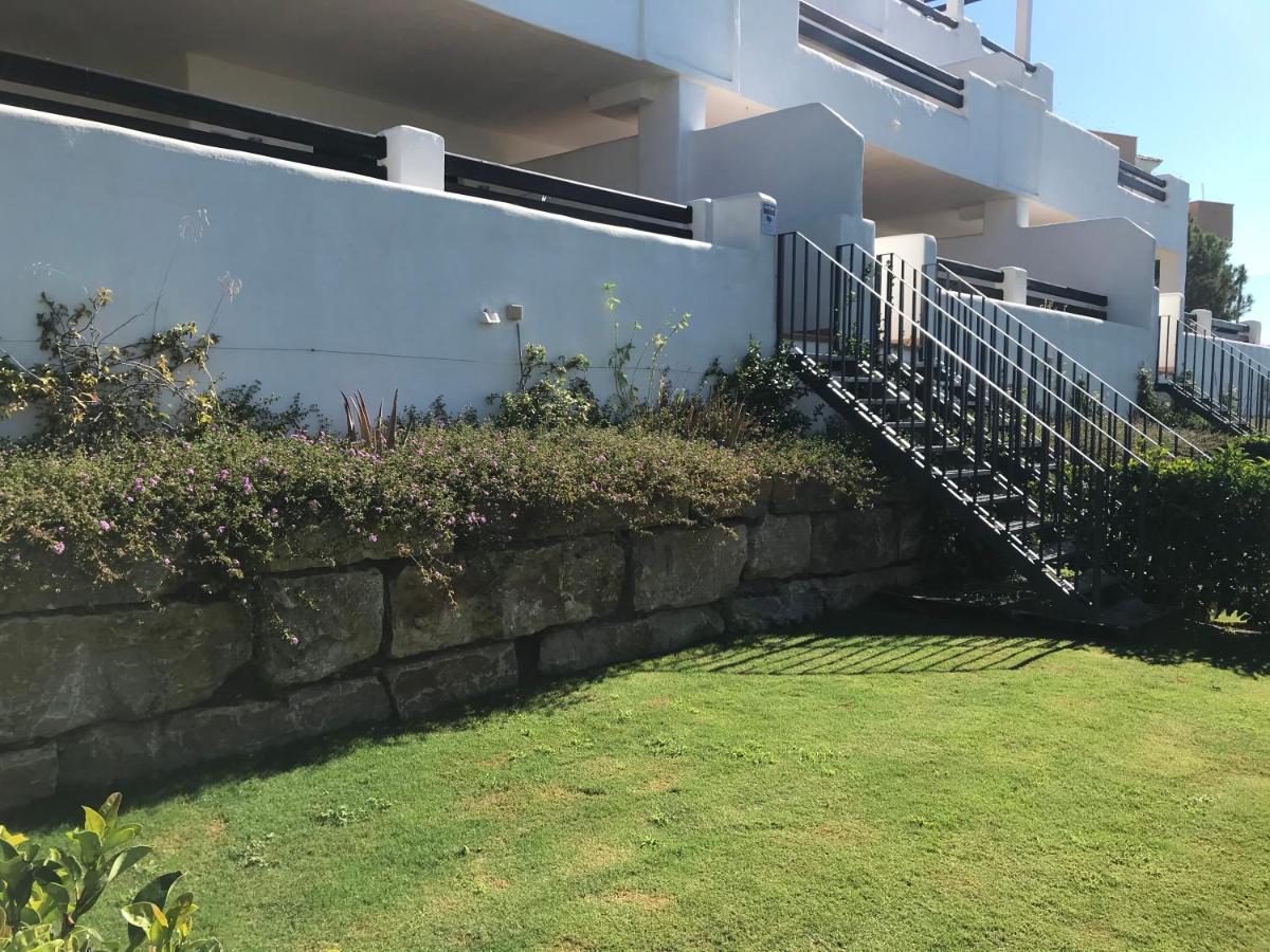 Lotus Marco Apartment Casares Exterior foto